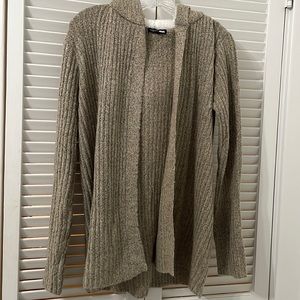 beige cardigan Size S. Never used brand new fashion nova cardigan